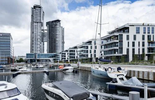 Sea Towers Luxury Apartment