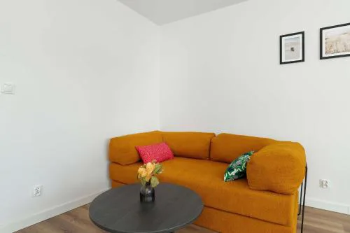 Spacious Apartment in Gdynia for 6 People by Noclegi Renters