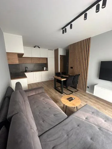 Studio 73