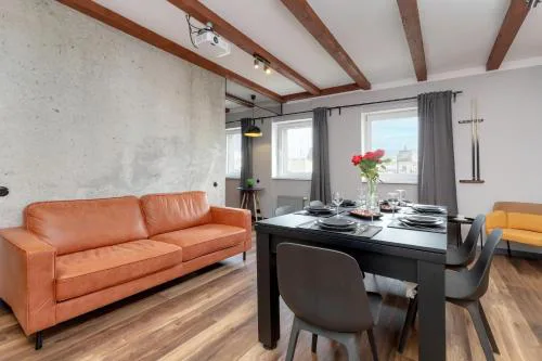 Wyjątkowy Apartament z Projektorem i Stołem Bilardowym w Centrum Gdyni by Noclegi Renters