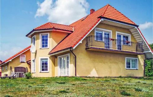 4 Bedroom Stunning Home In Kamien