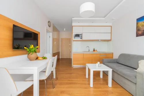 APARTAMENTY MIERZEJA - MARINA, Kąty Rybackie, Klimatyzacja,100 m od Zalewu Wiślanego, bezpłatny meleks