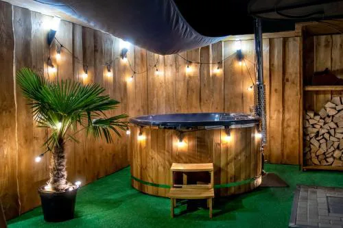 Domek z Jacuzzi na Wyłączność Łeba nad Morzem
