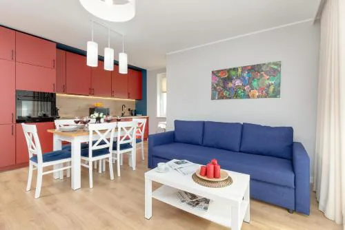 Beautiful & Spacious 2 Bedroom Apartment Mickiewicza by Noclegi Renters