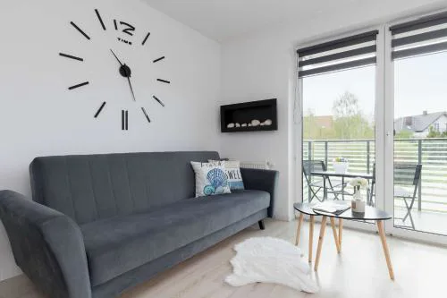 Rybacka Comfy Apartment with Balcony by Noclegi Renters