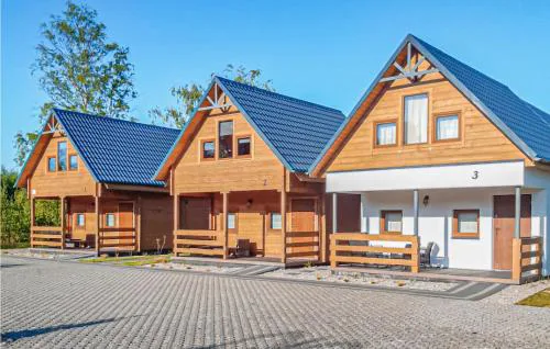 Gorgeous Home In Rowy With Wifi