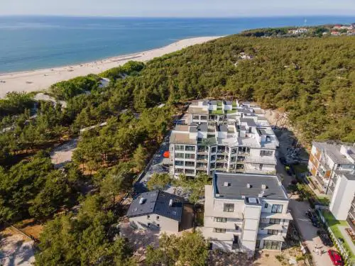 Luxury 3-room apartment by the beach