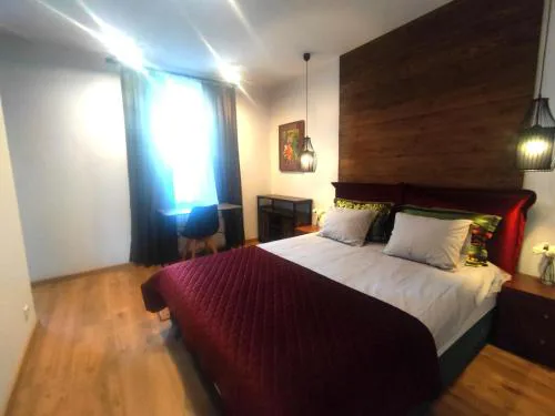Apartament Trawertynowy 300 m od plaży, 3 min od Monte Cassino