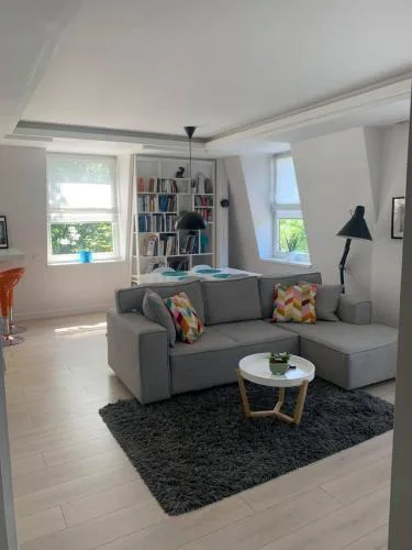 Apartament z balkonem
