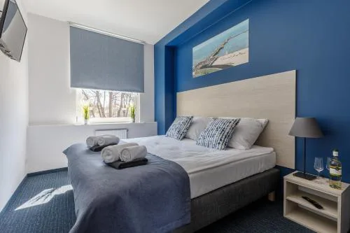 AQUA HOUSE
