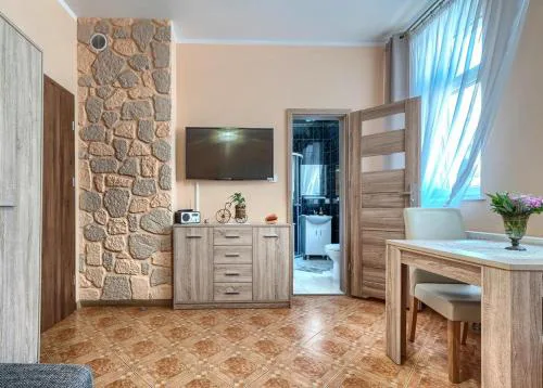 Kawalerka 2 osobowa Centrum 50 m do ul Monte Cassino