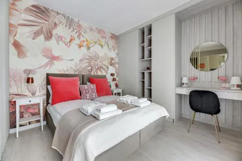 Monte Carlo Luxury Suites with Parking by Lion Apartments Sopot