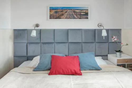 Sanhaus Apartments - PATIO MARE - Apartament z balkonem i parkingiem w centrum
