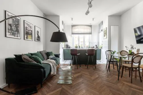 Sanhaus Apartments - RETRO - Apartament przy plaży z parkingiem