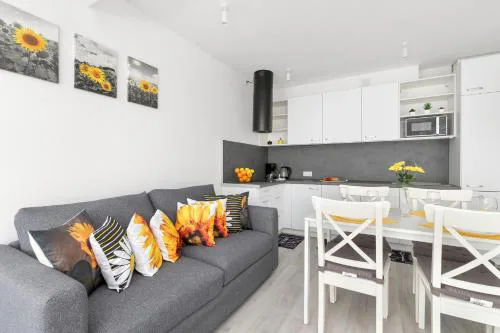 Sopockie Studio z Parkingiem przy Plaży i Molo by Noclegi Renters