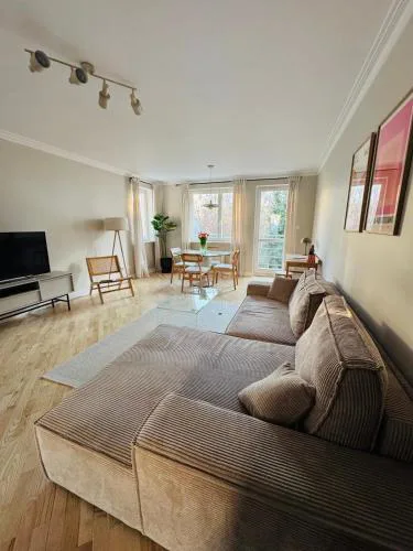 Sunny House of Aries - Quiet & Central, Free Parking