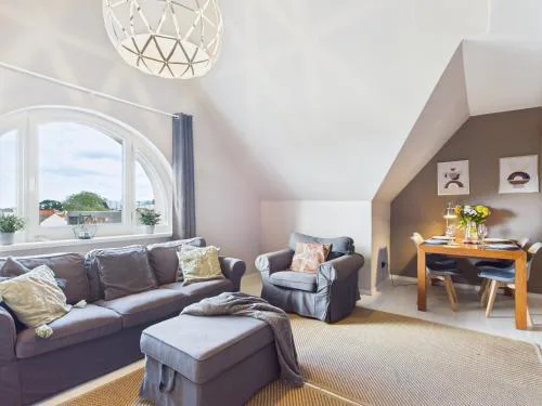 SuperApart Sopot Centrum Hidden Gem - Ideal for Relaxation & Escapes, near to Molo
