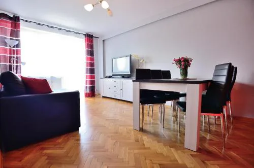 Family Apartment Victus in the City Center by Noclegi Renters