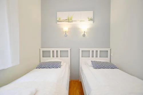 Apartament Victus Tuż Przy Plaży z Parkingiem by Noclegi Renters