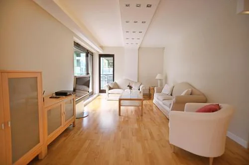 Victus Apartamenty, Apartamenty CADENA