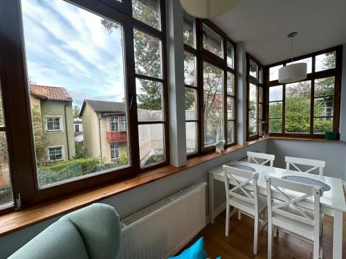 Yonekawa Apartments, Molo & Monte Cassino