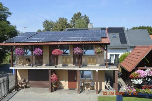 Apartamenty i pokoje u Kryni