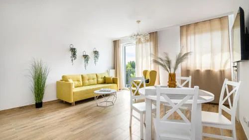 TRIMARE Apartamenty Piamola, z basenem i bilardem, bezpłatne solarium