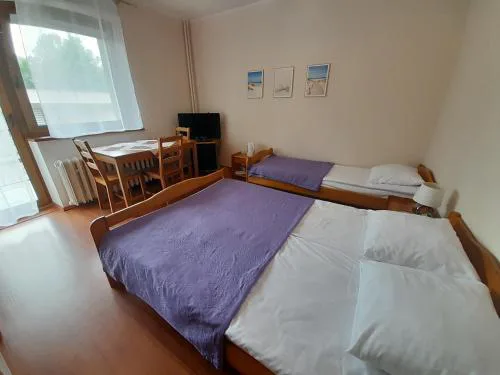 Lewada pokój trzyosobowy z balkonem