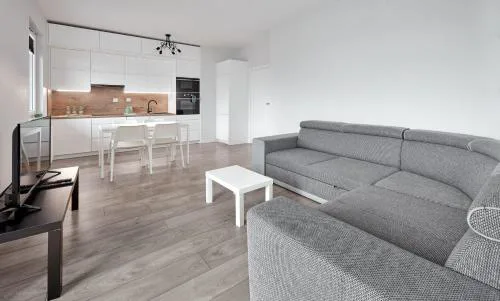 10th Floor Unii Lubelskiej Apartment by BookingHost