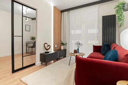 Apartament przy Warcie