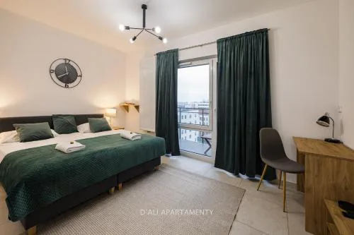 Bulgarska komfortowy apartament z trzema sypialniami i trzema lazienkami oraz dwoma miejscami parkingowymi