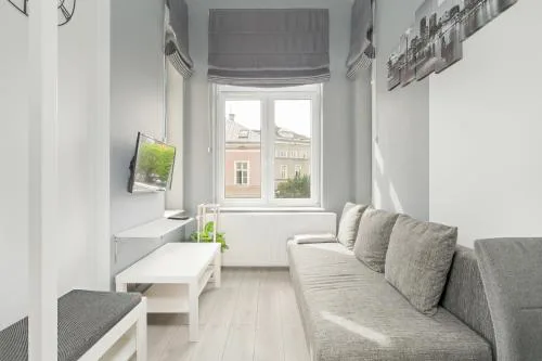Charming and Modern Studio with Mezzanine in Poznan Center by Noclegi Renters