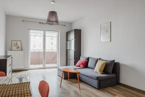 Jeżyce Cozy Nest Apartment by BookingHost