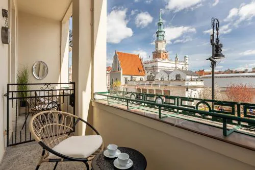 Loggia Apartments