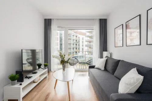 Lwowska Apartment by the Malta Lake Poznań by Noclegi Renters