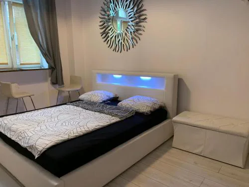 Nowoczesny apartament: Targi MTP I PKP