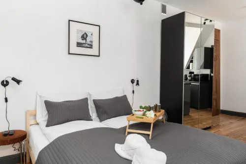Wood and Grey Apartment - Strzałowa 3 Poznań by Noclegi Renters - SELF CHECK IN 24H