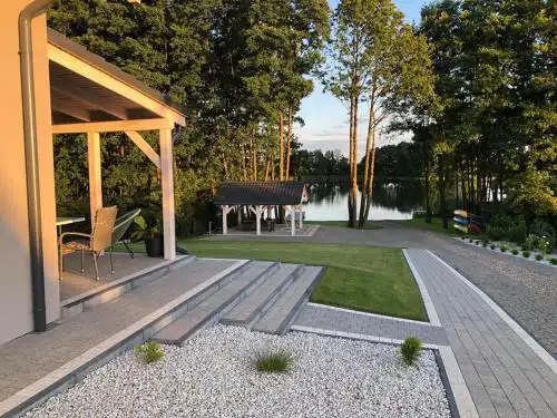 domki pod Jesionem Sławianowo nad jeziorem