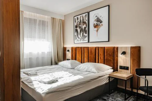 Hotel Zodiak