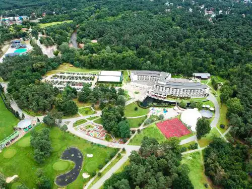 Holiday Inn Resort Warsaw Józefów by IHG