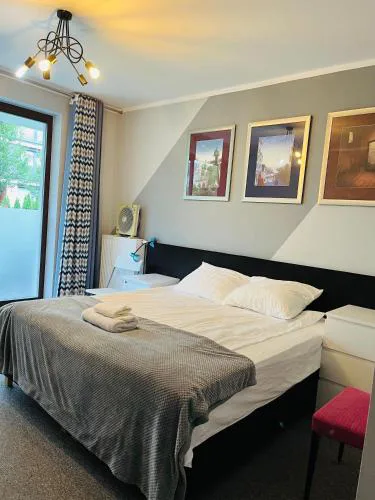 airport comfy guest home