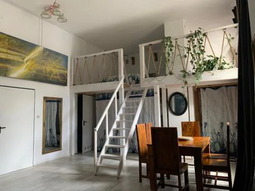 Amazing Art Loft / City Centrum/ Free Parking