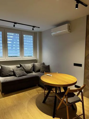 Apartament- metro Trocka