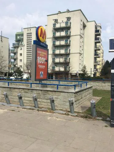 Apartment next Metro