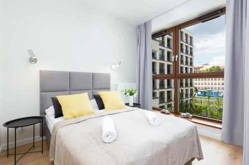Apartments Browary Warszawskie by Noclegi Renters