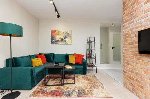 Apartments City Center Ochota by Noclegi Renters