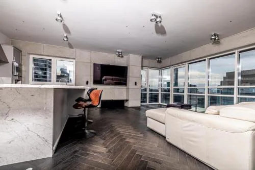 Black Pearl - Amazing City View, 130 sqm