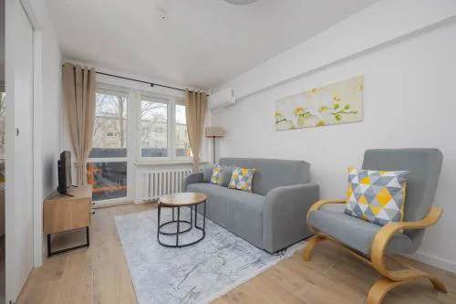 Bright Apartments Close to City Centre by Noclegi Renters