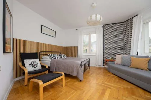 Bright Studio in Warsaw Close to the Old Town by Noclegi Renters