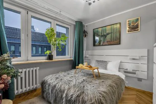 Central 2-Bedroom Apartment - Balcony, City View, Top Location - by Rentujemy